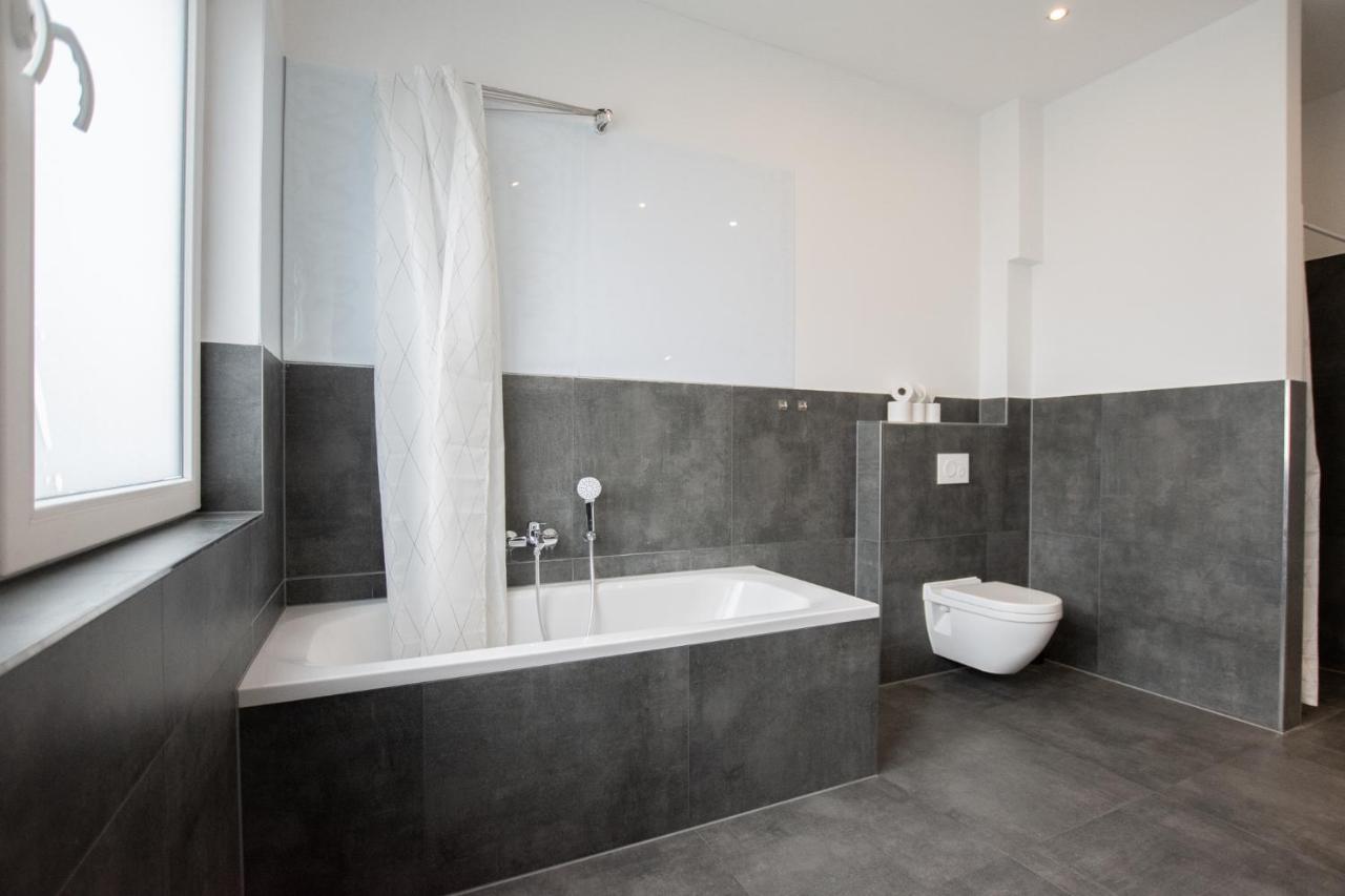 Appartement Tolstov - 250m2 Loft With 6 Im Industriegebiet - 20 Min Messe Dus&old Town Dus Düsseldorf