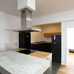 Appartement Tolstov - 250m2 Loft With 6 Im Industriegebiet - 20 Min Messe Dus&old Town Dus *
