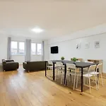 Tolstov - 250m2 Loft With 6 Im Industriegebiet - 20 Min Messe Dus&old Town Dus