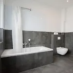 Appartement Tolstov - 250m2 Loft With 6 Im Industriegebiet - 20 Min Messe Dus&old Town Dus Düsseldorf