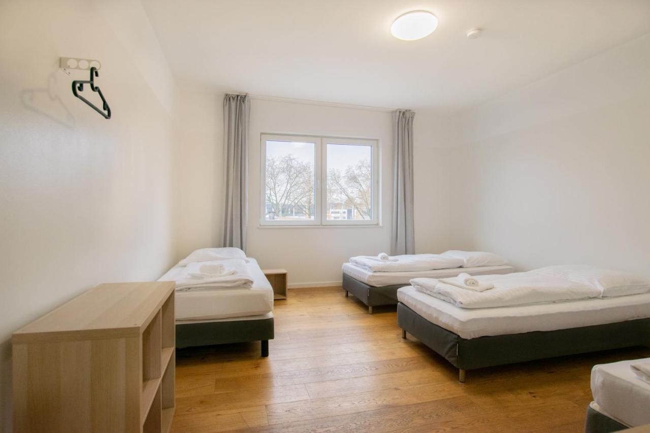 Tolstov - 250m2 Loft With 6 Im Industriegebiet - 20 Min Messe Dus & Old Town Dus Apartment *