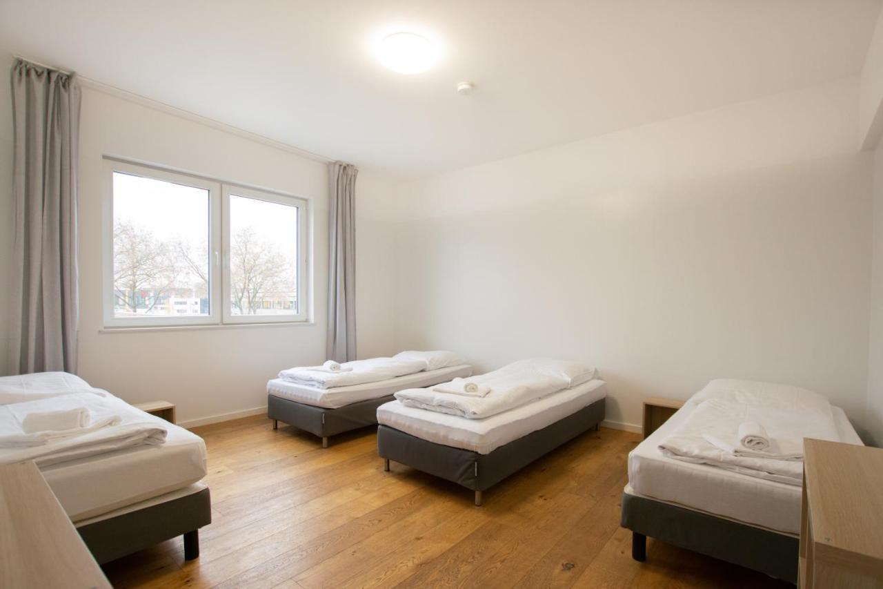 Apartment Tolstov - 250m2 Loft With 6 Im Industriegebiet - 20 Min Messe Dus & Old Town Dus *