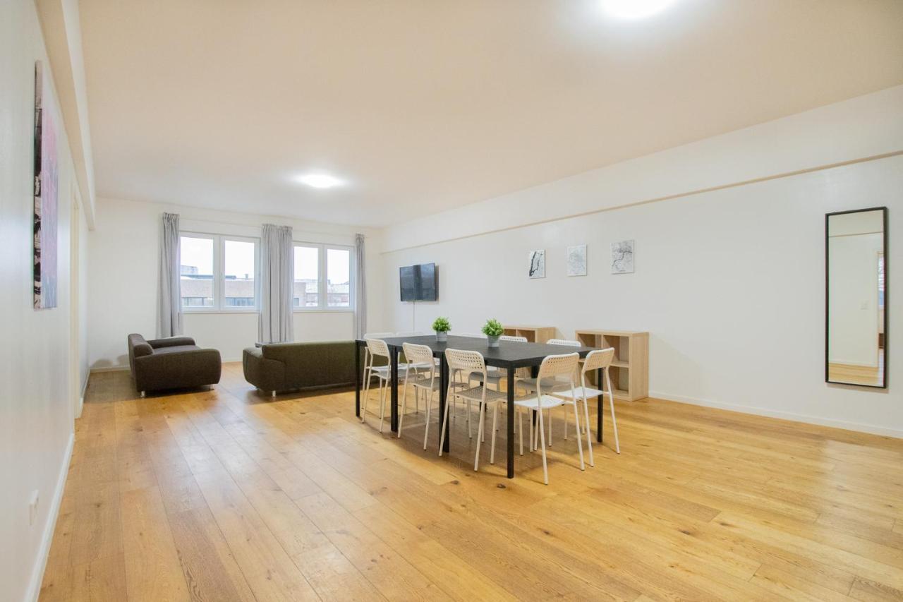 Apartment Tolstov - 250m2 Loft With 6 Im Industriegebiet - 20 Min Messe Dus & Old Town Dus