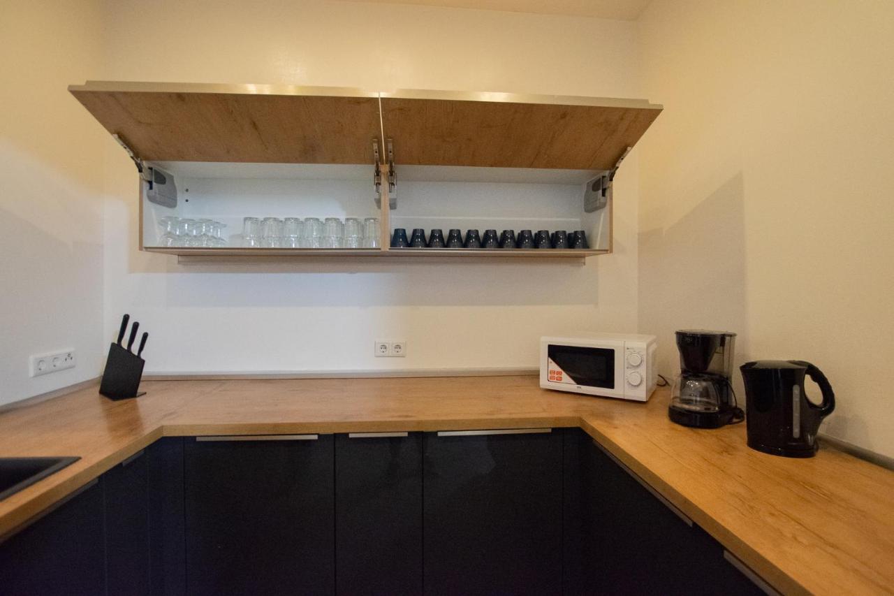 Apartment Tolstov - 250m2 Loft With 6 Im Industriegebiet - 20 Min Messe Dus & Old Town Dus *